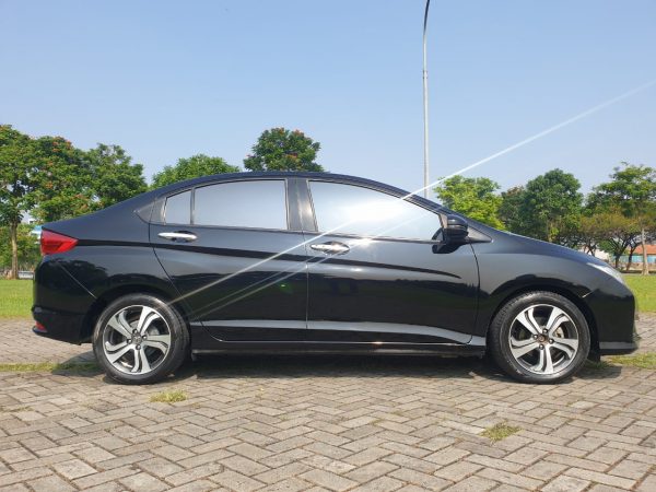 Honda City GM6 1.5 E CVT AT 3