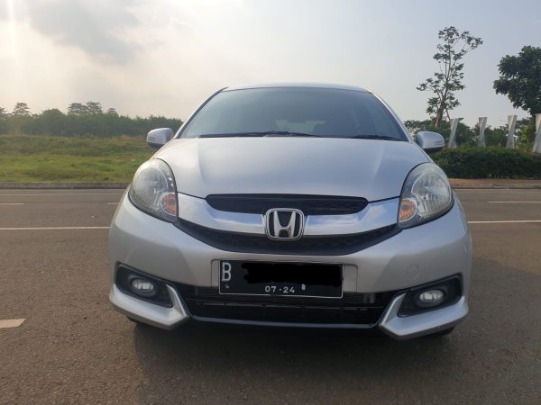 Honda Mobilio 1.5 ECVT AT