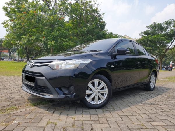 Toyota Vios 1.5 EAT CVT 2